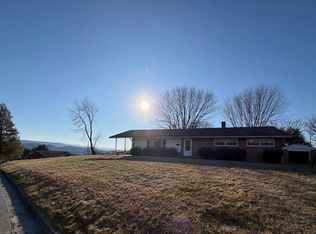 806 E Coyner Ave, Marion, VA 24354