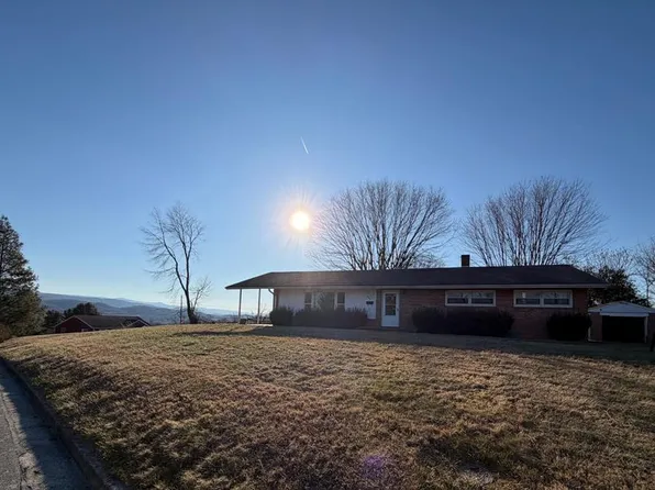 806 E Coyner Ave, Marion, VA 24354