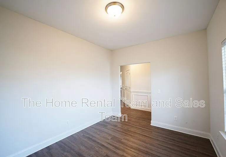 363 Coconut Dr — Photo 5