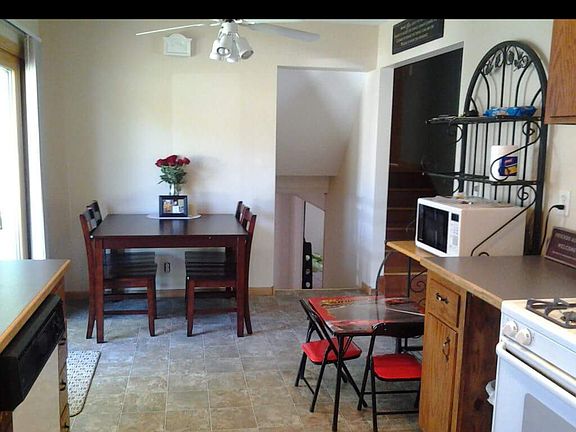 3rd image of 1301 Gary Dr