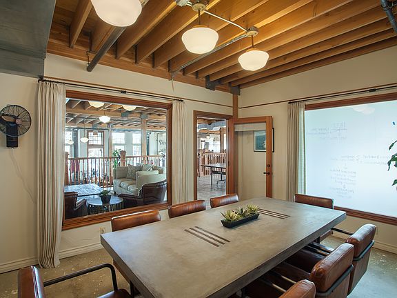 5th image of 305 S Kalorama St Ste A