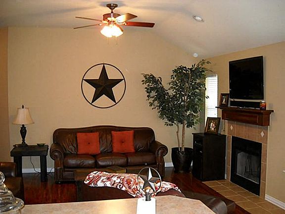 5th image of 5418 Cinderella Ln