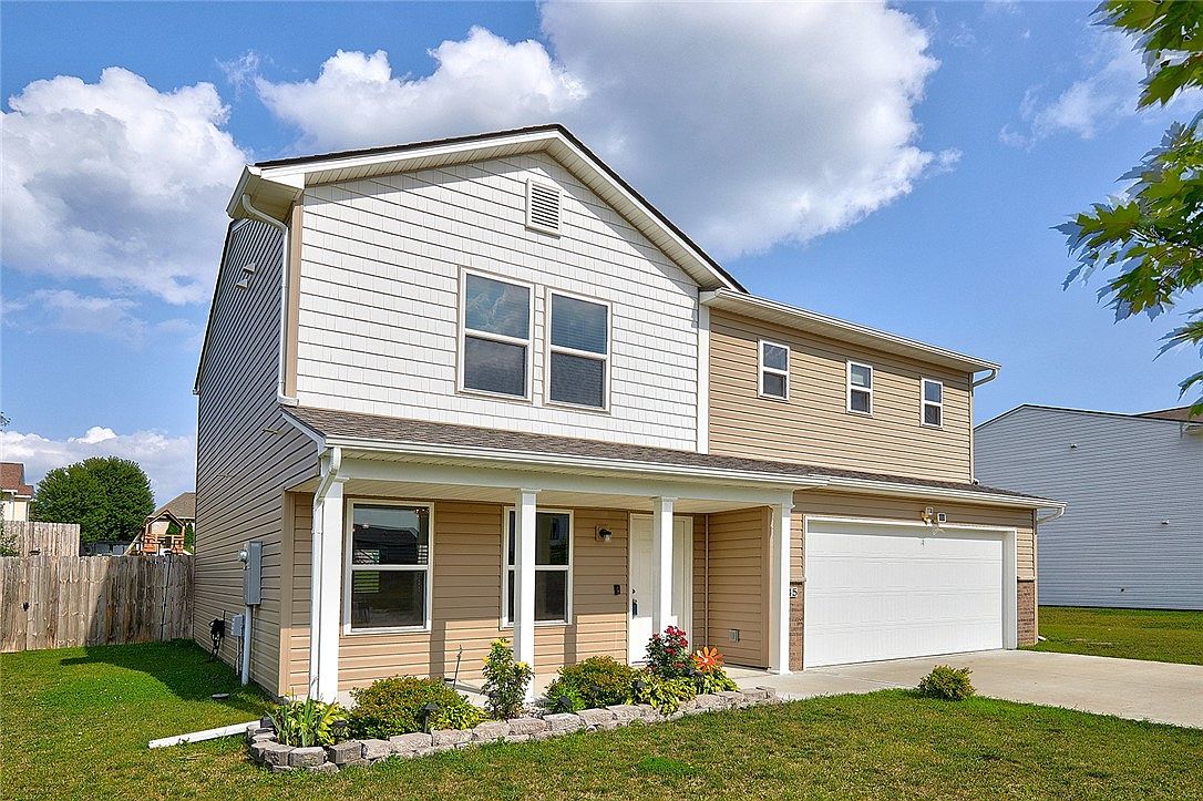 345 Hillside Dr, Pleasant Hill, IA 50327 | Zillow