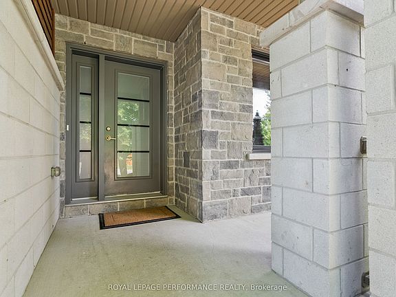 5th image of 6 Brickyard Dr