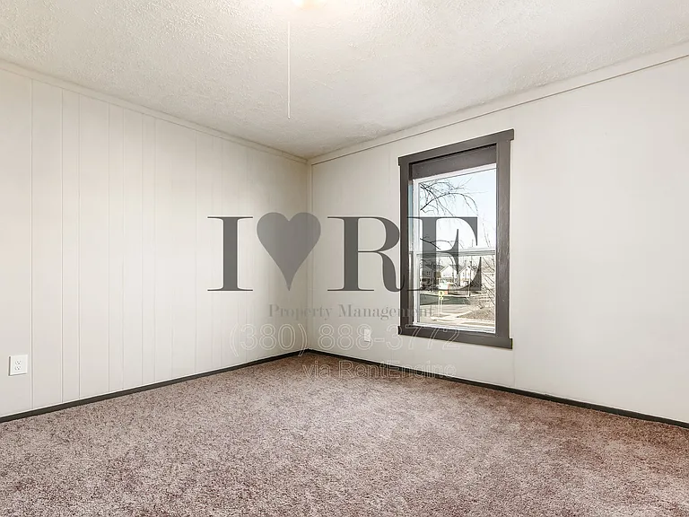 158 Dakota Ave — Photo 34