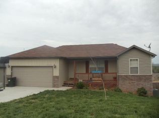1207 S Solaira St, Ozark, MO 65721