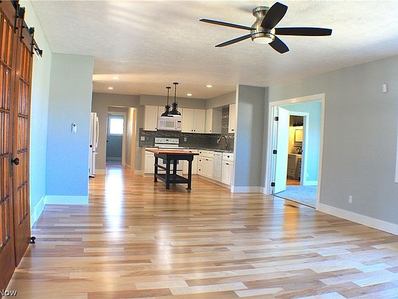 5th image of 20564 Westwood Dr
