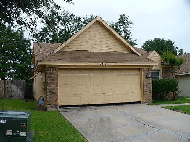 1st image of 2415 Beverly Hills Ln