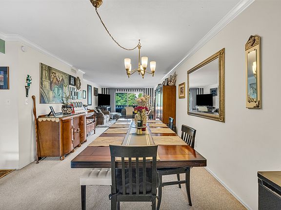 5th image of 3 E Woodward Blvd S #204