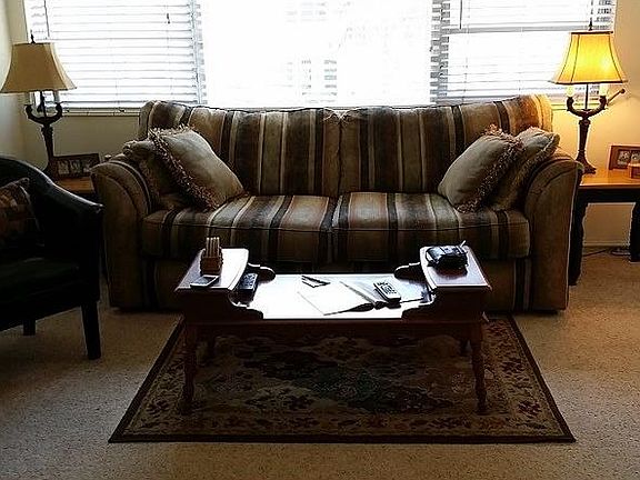 5th image of 497 1st St S APT 204