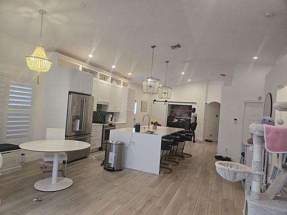 5th image of 10808 NW 46th Drive