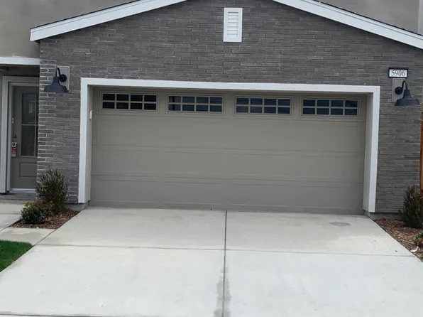 5906 E Rayburn Ave, Fresno, CA 93727