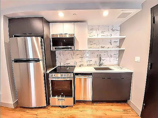 2nd image of 238 Tompkins Ave #1D