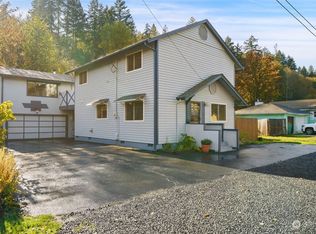 215 S 11th St, Shelton, WA 98584