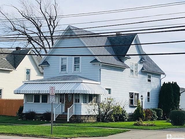 1st image of 181 Lake Shore Dr W