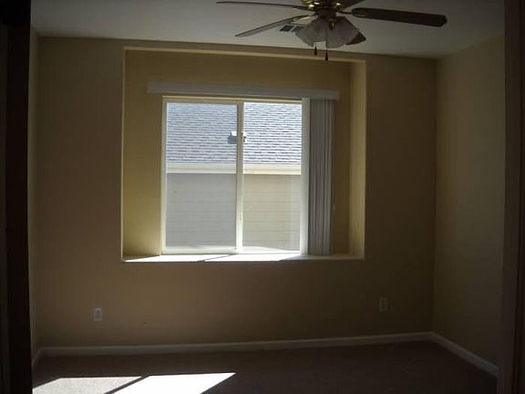 5th image of 5551 29th St Unit 113