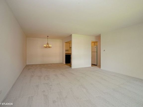 4th image of 1100 E Randville Dr Unit 207