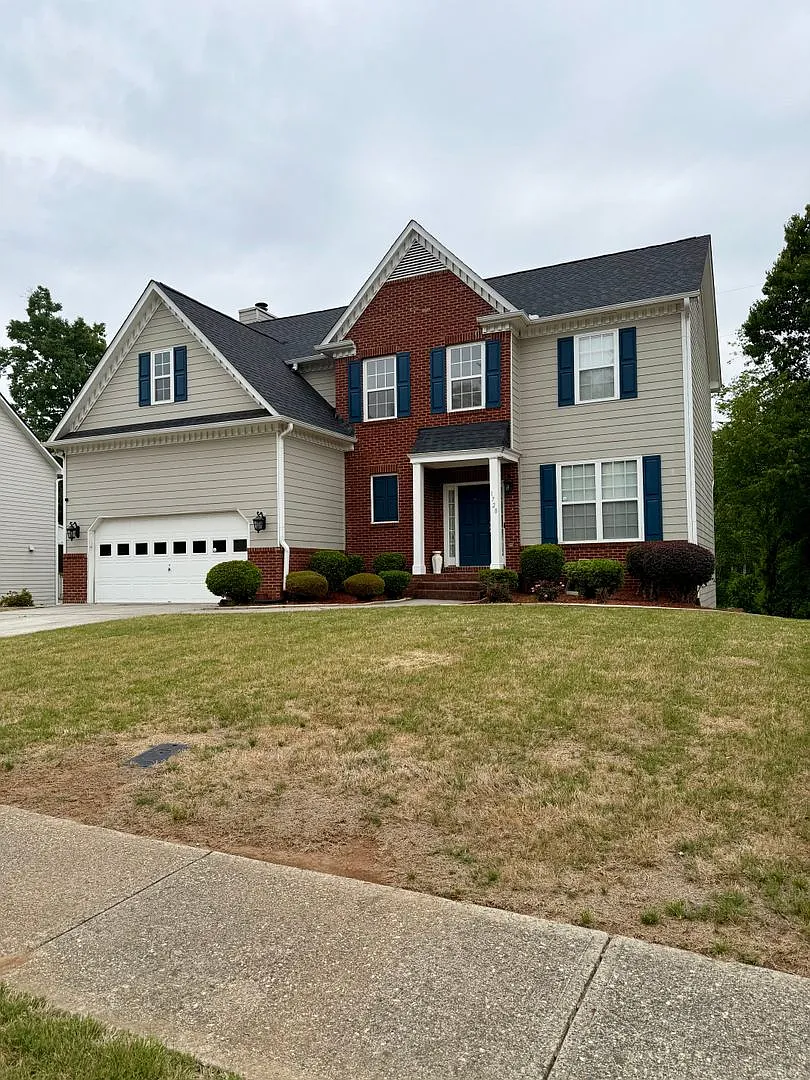 Building Photo - 1728 Hampton Woods Way