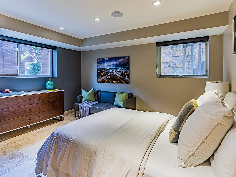 Bottom Level Bedroom with Ensuite Bathroom