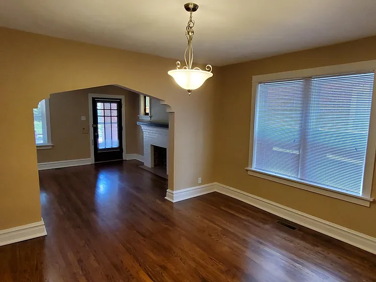 7023 Amherst Ave — Photo 11