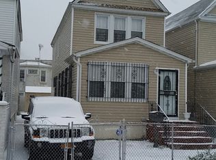 16704 111th Ave, Jamaica, NY 11433