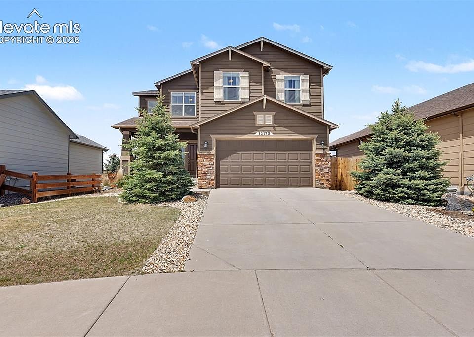 1st image of 12172 Eagle Crest Ct