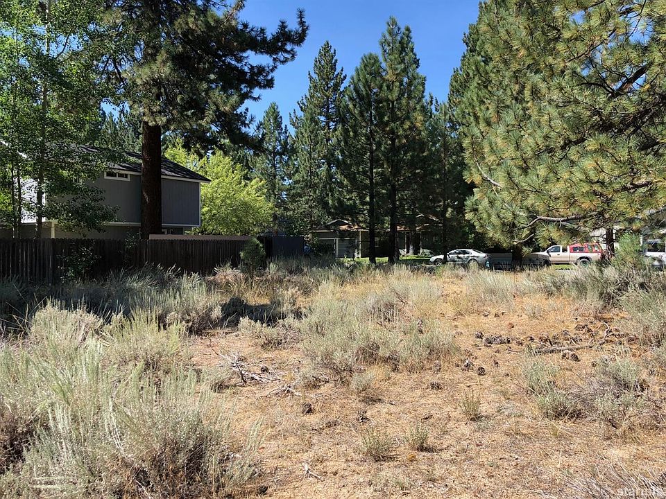 2nd image of 911 Candlewood Dr
