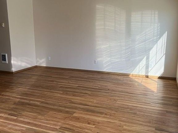 5th image of 620 Browning Ave S APT 102
