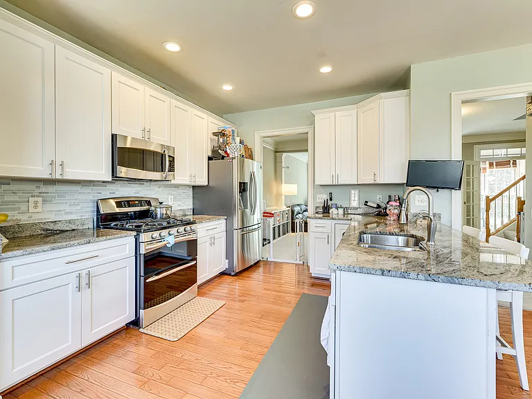 9600 Lagersfield Cir — Photo 5