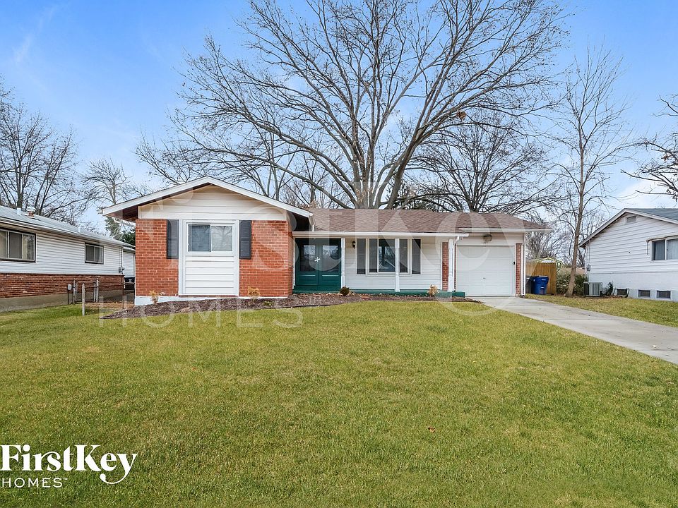1st image of 2415 Cambridge Dr