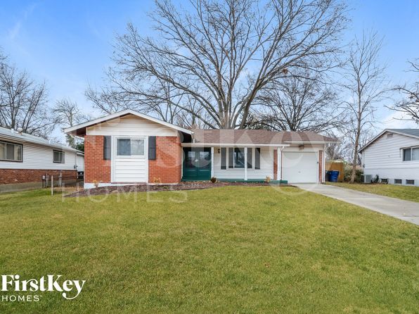 2415 Cambridge Dr