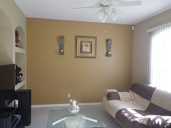 5th image of 2925 SW 30th St