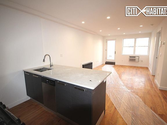 5th image of 103 Varet St #1