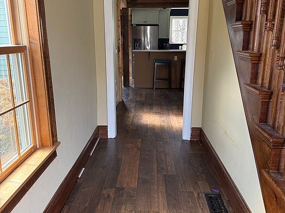 4th image of 20 South St