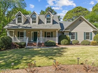 109 Harwich Ct, West End, NC 27376