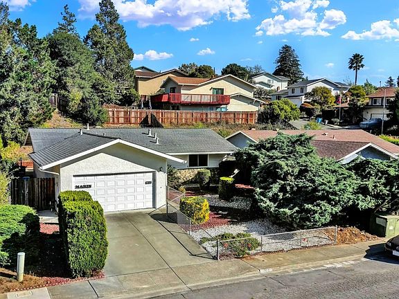 2nd image of 1306 Devlin Drive