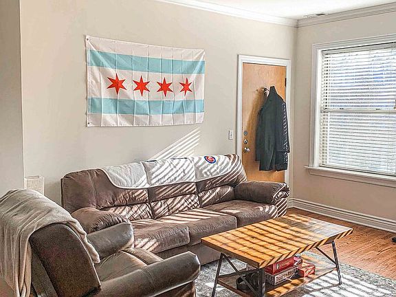 4th image of 1216 W Waveland Ave APT 2