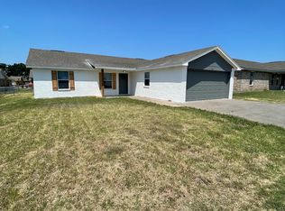 302 Sheila Dr, Granbury, TX 76049