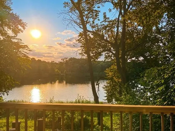 1106 Peninsula, Fort Towson, OK 74735