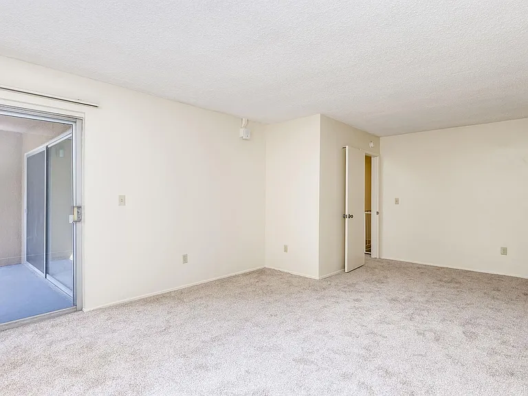 Dorchester Apartments | Spacious 1 & 2 Bedroom Apartments Near SDSU — Photo 68