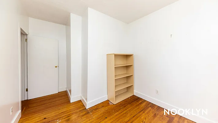 Rented by Nooklyn NYC LLC | media 12