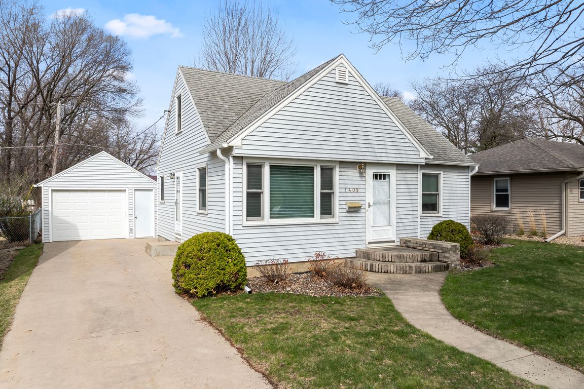 1409 8th Ave. NE