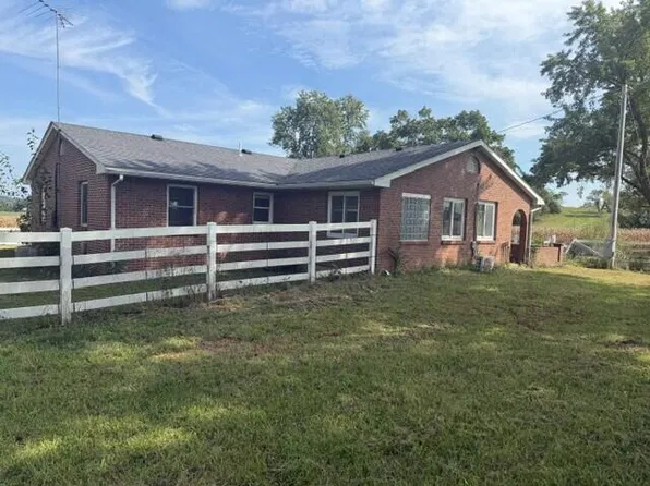 3245 Salt Lick Ln, Pilot Grove, MO 65276