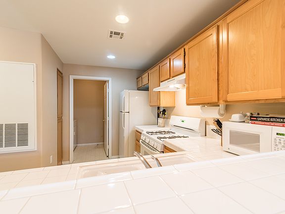 4th image of 8501 W University Ave Unit 1013