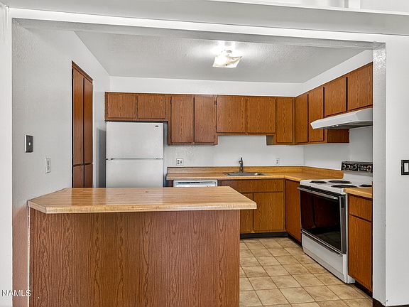 3rd image of 1200 S Riordan Ranch St APT 74