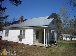 404 Hickory Dr, Elberton, GA 30635