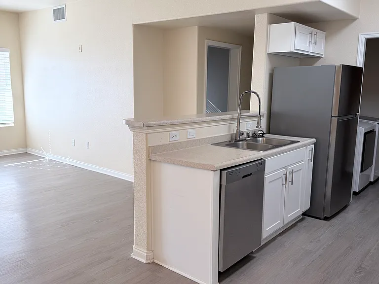 Villas at Dolphin Bay — Photo 20