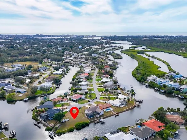 Portia St #13, Nokomis, FL 34275
