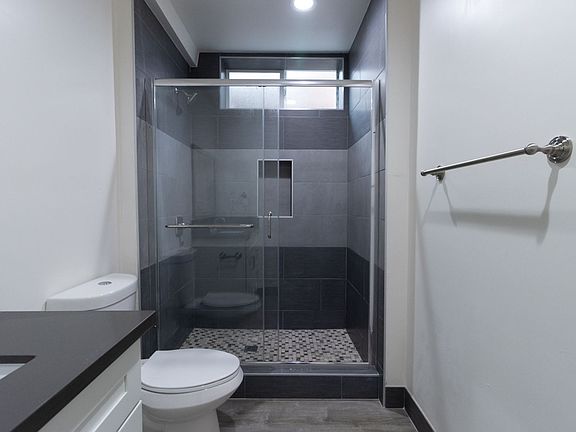 2nd image of 1425-1433 N Highland Ave #1429
