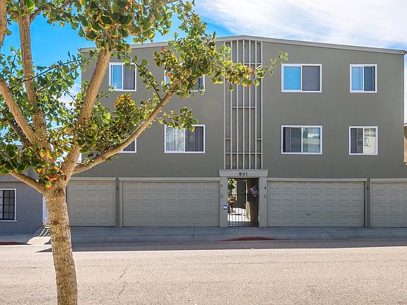 2nd image of 901 Manhattan Ave APT 8